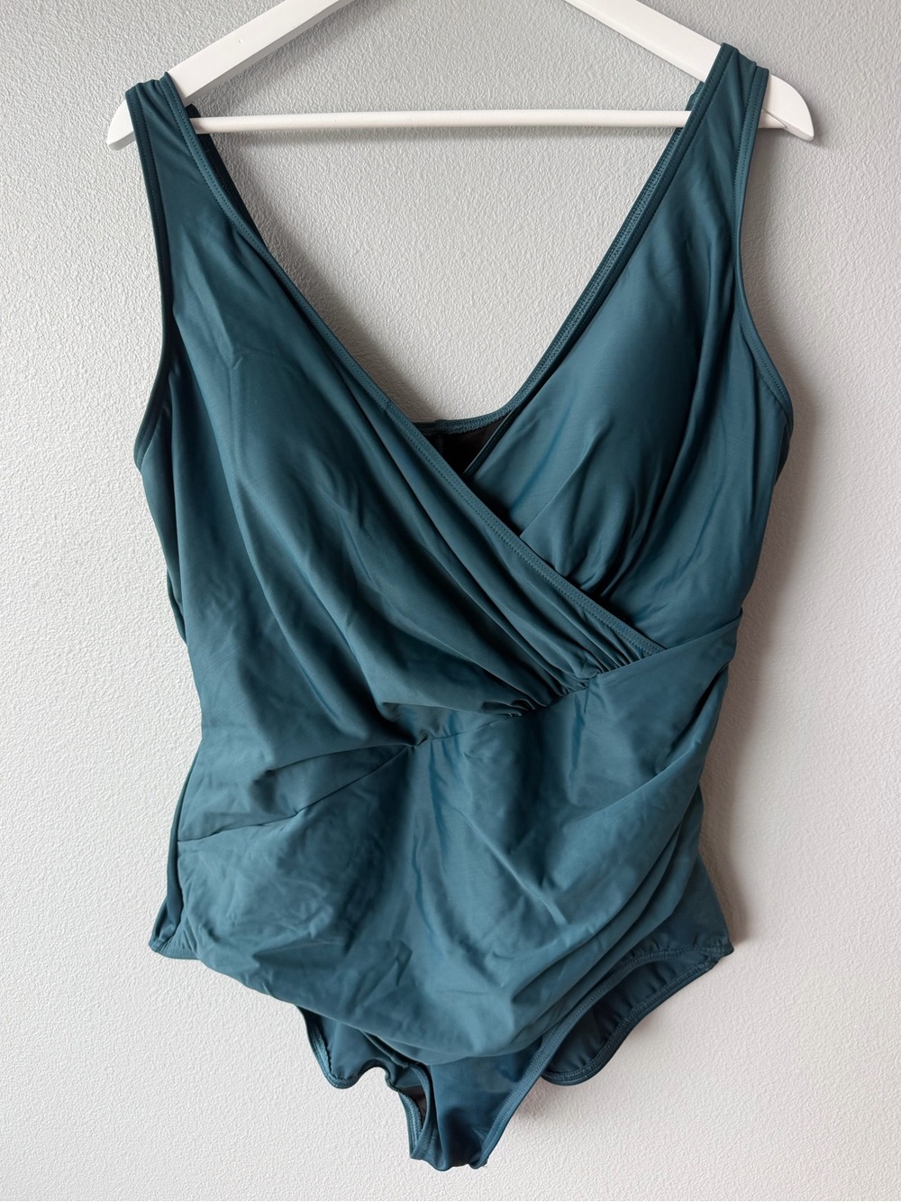 Miraclesuit teal blue Oceanus shapewear slimming one piece swimsuit Women’s 24W